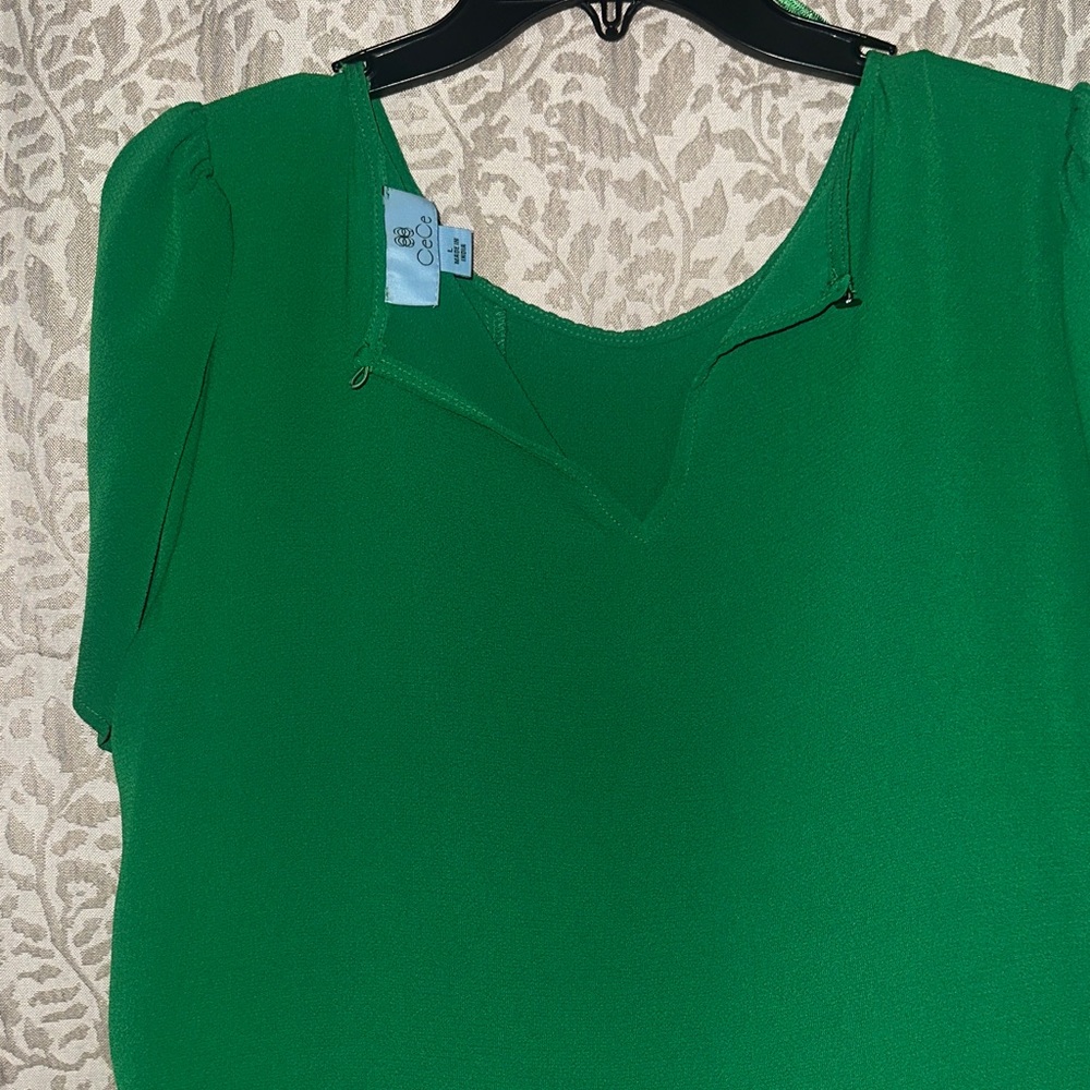 CeCe Vibrant Green Blouse